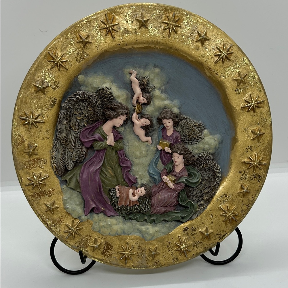 VIINTAGE ANGEL WALL ART, 3D SCULPTURE 
GOLD/ PURPLE DECORATIVE PLATE
